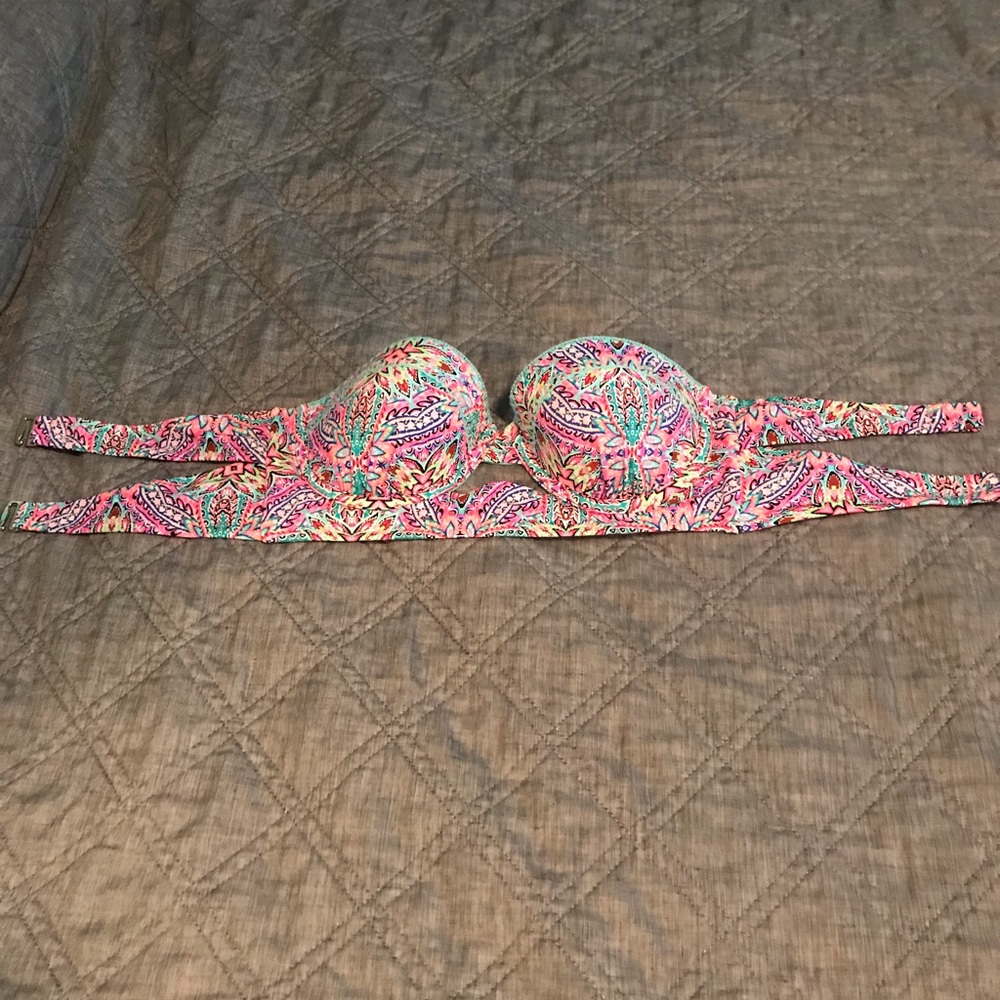 Shade & Shore Swim top 36B worn once